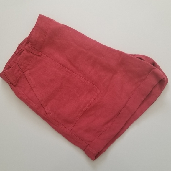 Max & Mia Linen Blend Cuffed Clay Red Shorts. - Picture 6 of 7